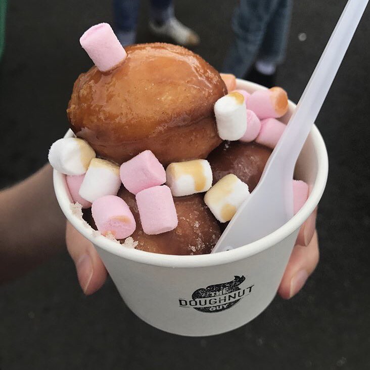 donut_quest's tweet photo. Awesome! Newcastle based @the_doughnut_guy at #eatnorth Cinnamon Sugar / Salted Caramel Sauce / Marshmallows. Nom@leedsindiefood #donutquest https://t.co/7gVXSLpBpd