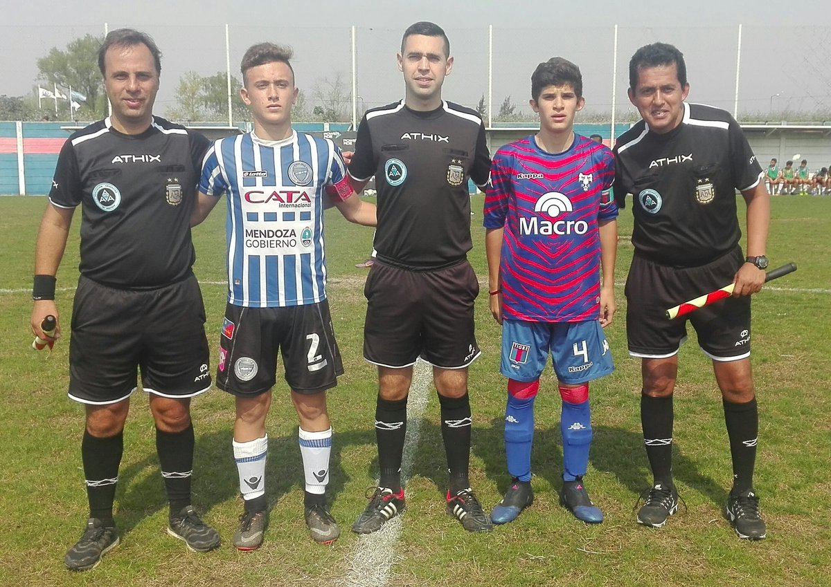 TigreJuveniles's tweet photo. #INFERIORES | Fotos #9na #TigrevsGodoyCruz https://t.co/zcRiACtzIJ