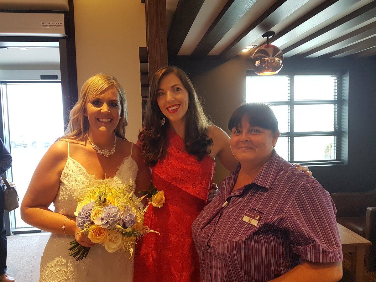 #Guestembe
Bridesmaid travelled from Vietnam for the wedding @Exmouth_PI <a href="/SWWalesSolus/">#500PImiles</a> <a href="/carl_rudd1/">Carl Rudd</a> <a href="/amysteero/">Amy Steer</a>