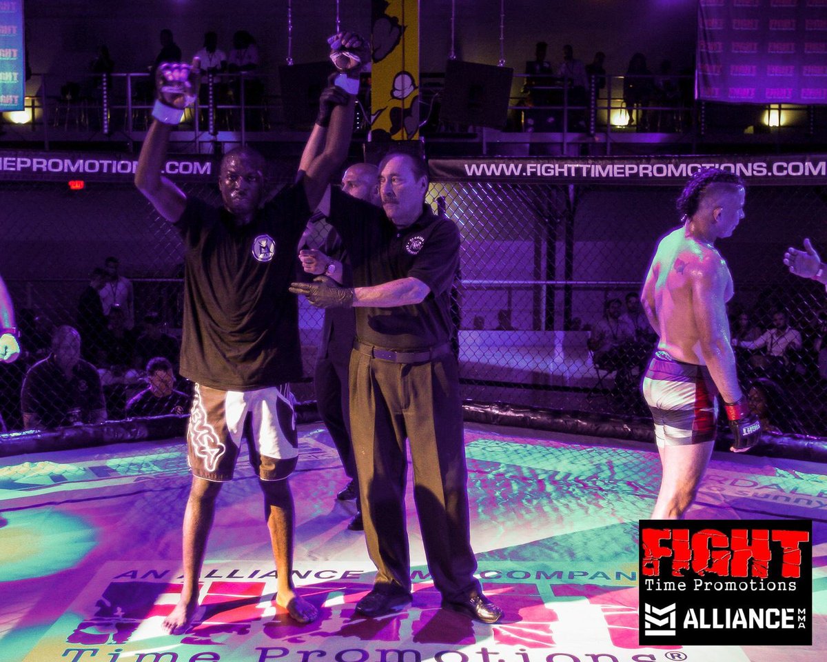 fighttimemma's tweet photo. Congratulations to the #fighttime37 winners.  We're back Oct. 20th https://t.co/EftT8SrI6R