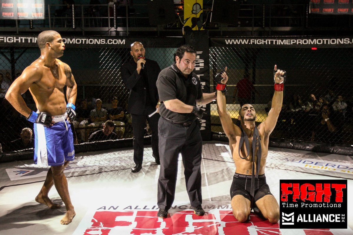 fighttimemma's tweet photo. Congratulations to the #fighttime37 winners.  We're back Oct. 20th https://t.co/EftT8SrI6R