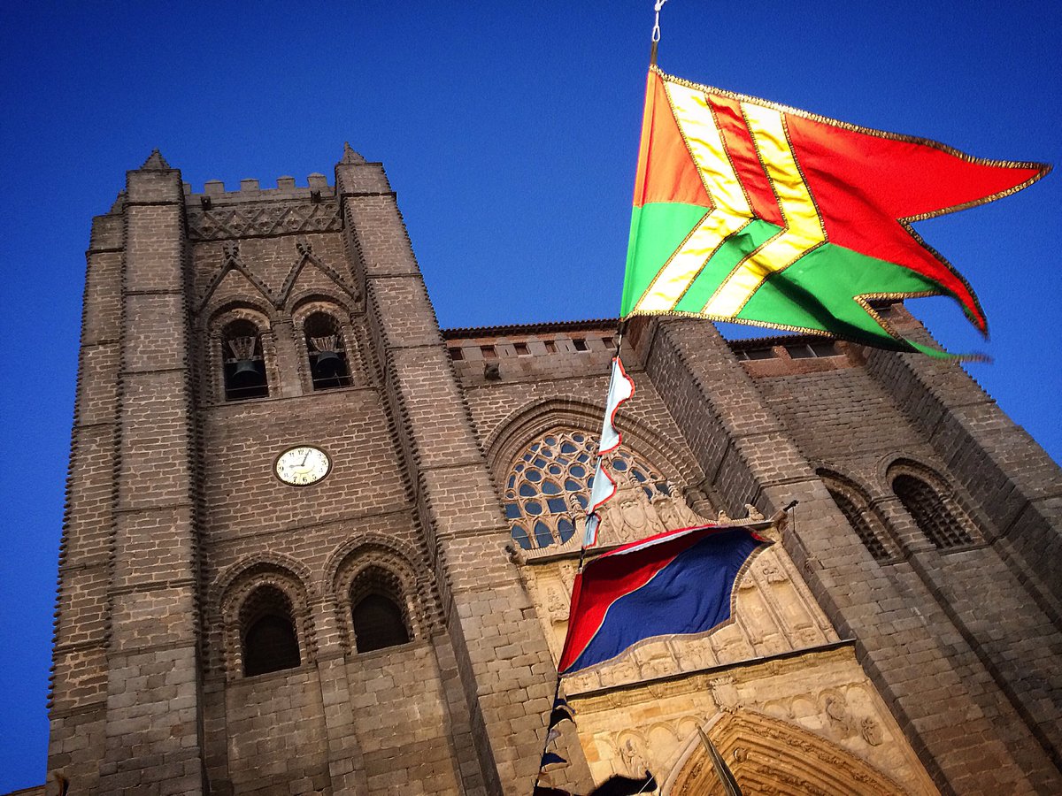 julianmart's tweet photo. Fin de semana medieval en Ávila. Fotos de hoy https://t.co/CkUoqq93Og