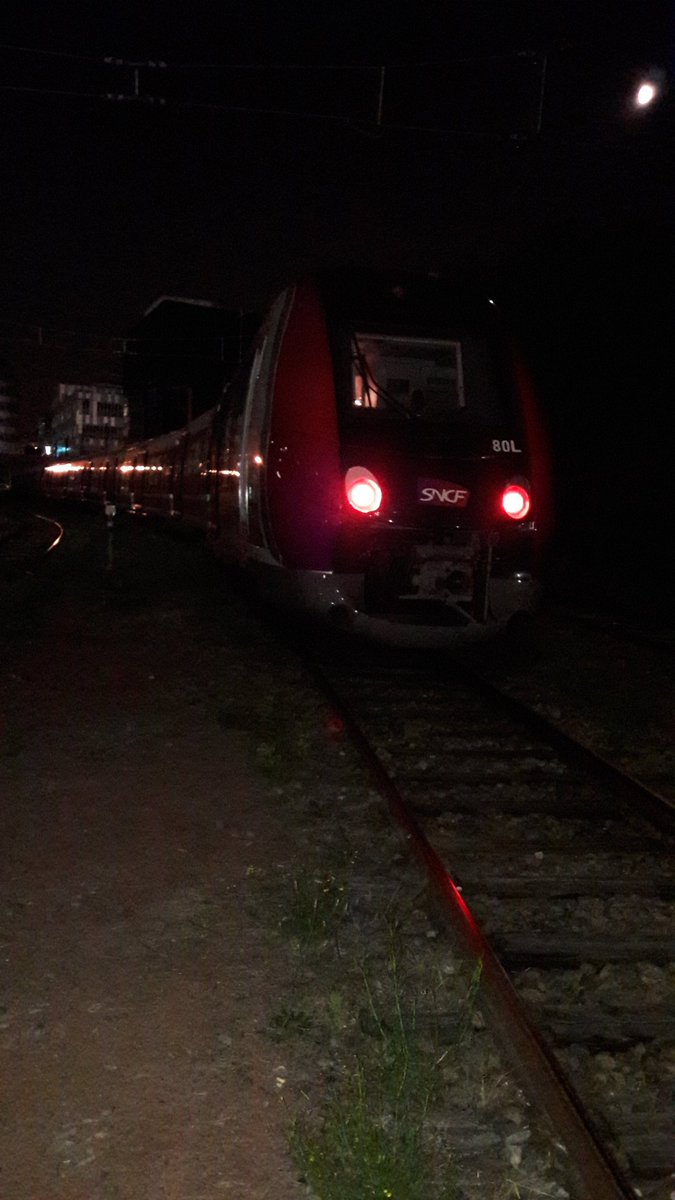 Francilien_LSud's tweet photo. Après un WE de repos, les essais Francilien reprennent sur @LIGNEL_sncf ! https://t.co/KFERFZ8Dcg