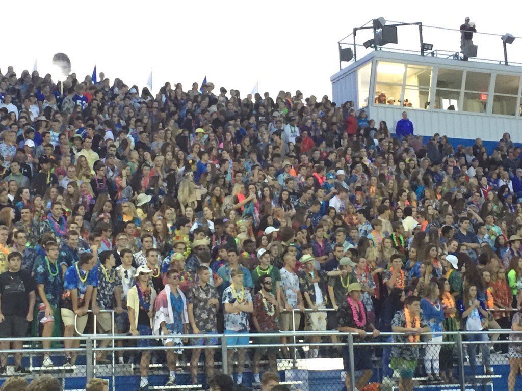 TOP Student Section tweet media