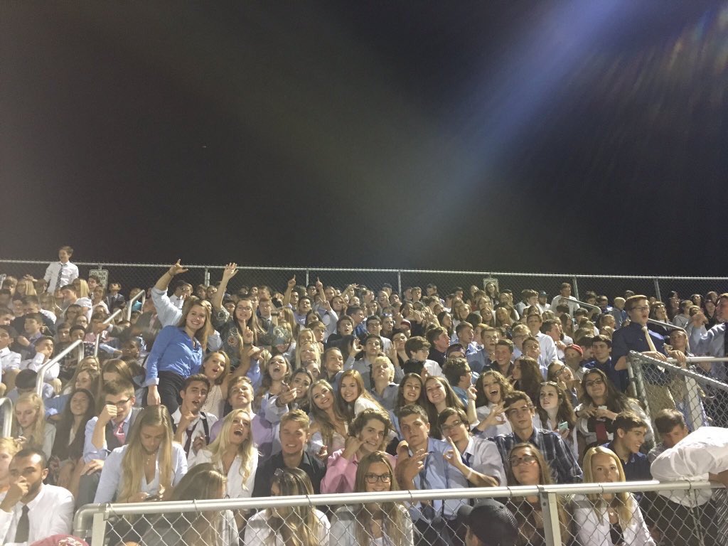 TOP Student Section tweet media