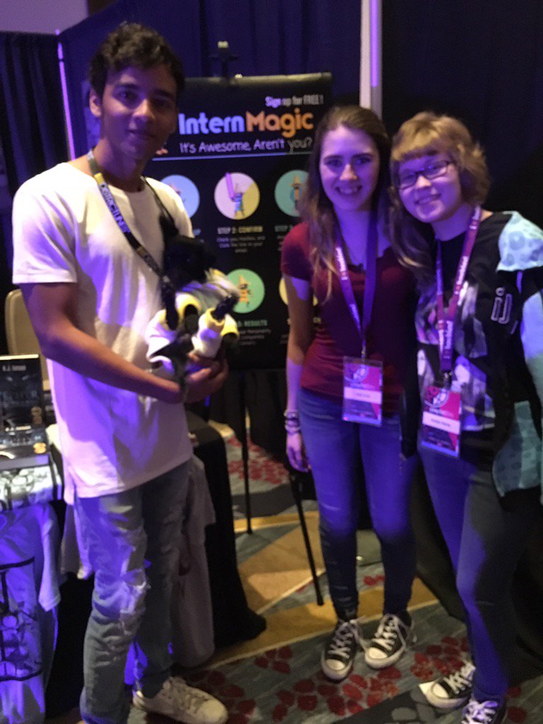 princessjojo58's tweet photo. #internmagic @RJTolson https://t.co/xJwFgYl3gU