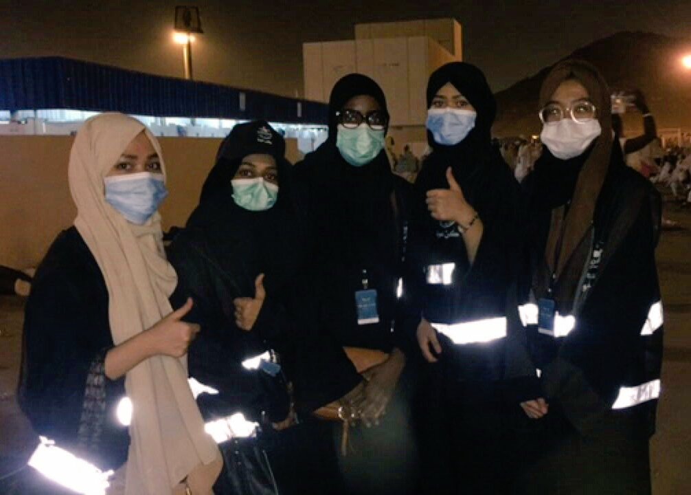 joolyfatani's tweet photo. #كن_عونا #لأجلك_يا_وطن_التطوعي
مشاركتنا في المشاعر المقدسة بالتعاون مع وزارة الحج و العمرة ( برنامج كن عونا ) لإرشاد وتوعية ضيوف الرحمن. https://t.co/FdJlZbwflh