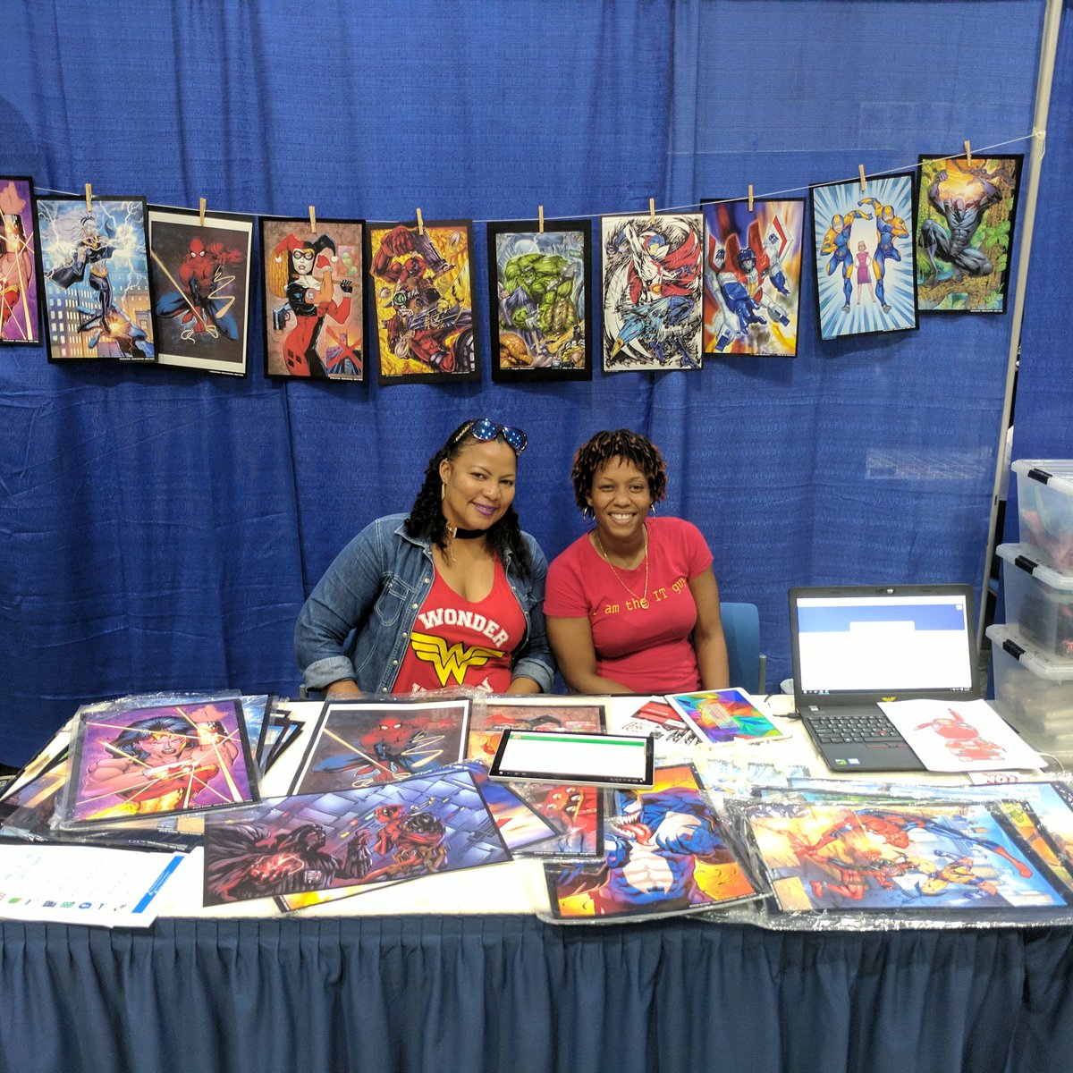 BarbadosNoah's tweet photo. Hard at work at #AnimeKon2017 https://t.co/xWjVHVGfvj