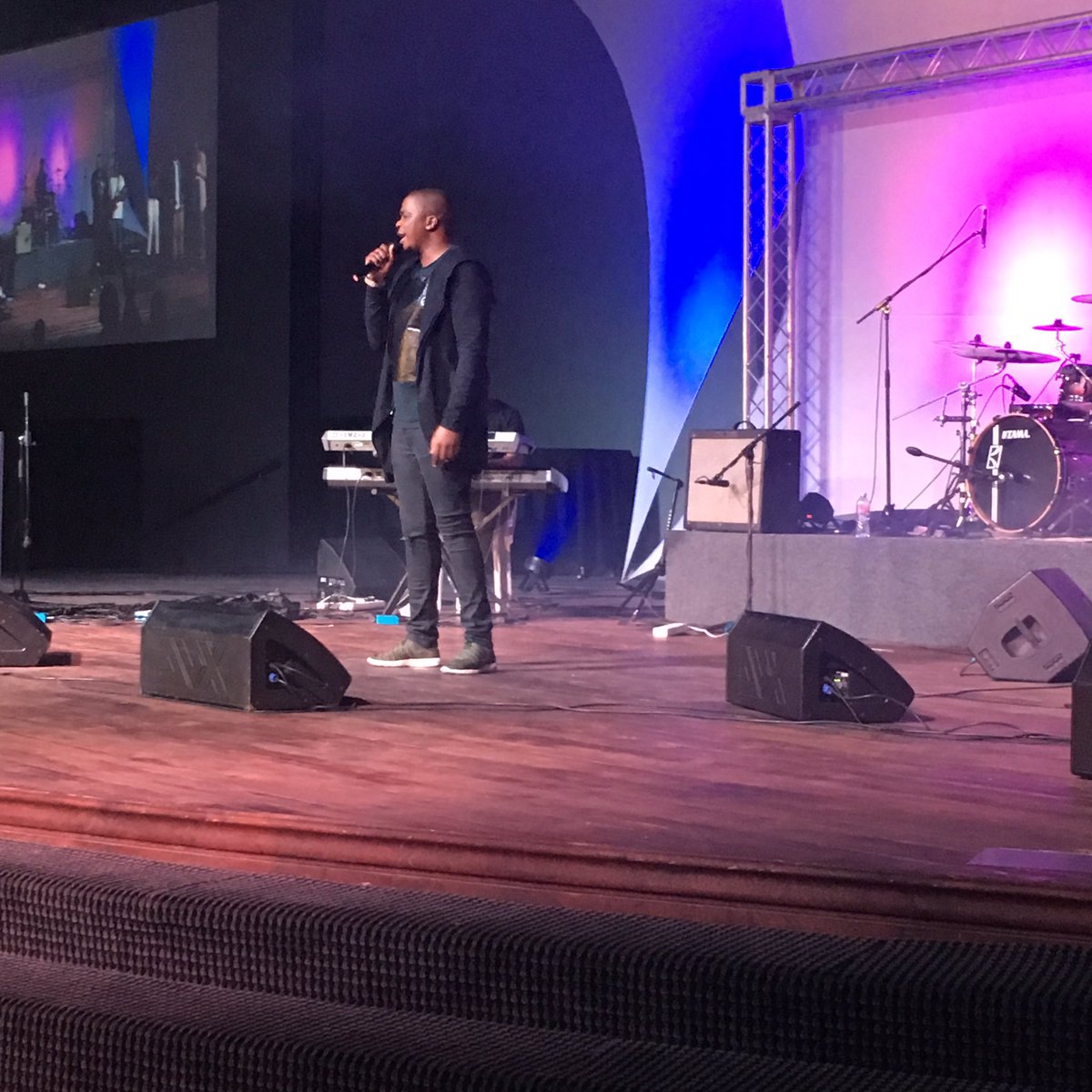 PulseEventsRSA's tweet photo. @DrTumisang 🙏🏾

#WePraiseGospel https://t.co/ESS3HJoMHY