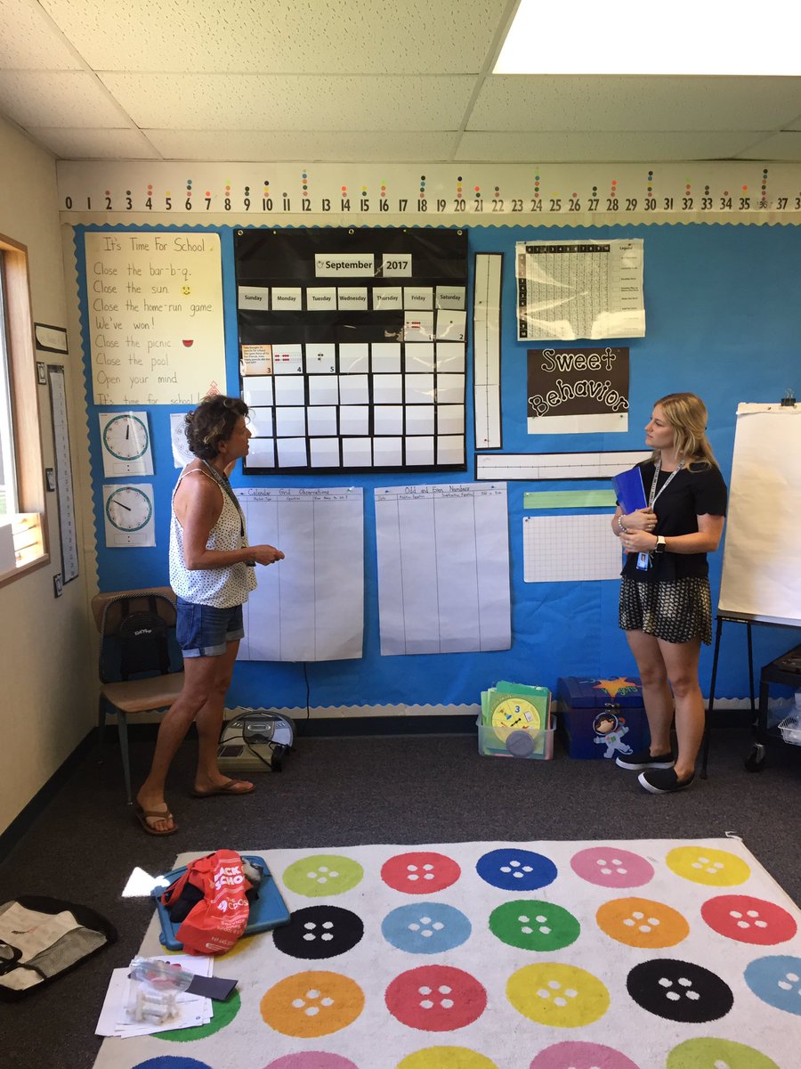 AaronAperalta's tweet photo. Ts present math corners during gallery walk. Excited 2 see our kids with engaging, hands on math curriculum #vicbridges https://t.co/KgLr4UkWH4