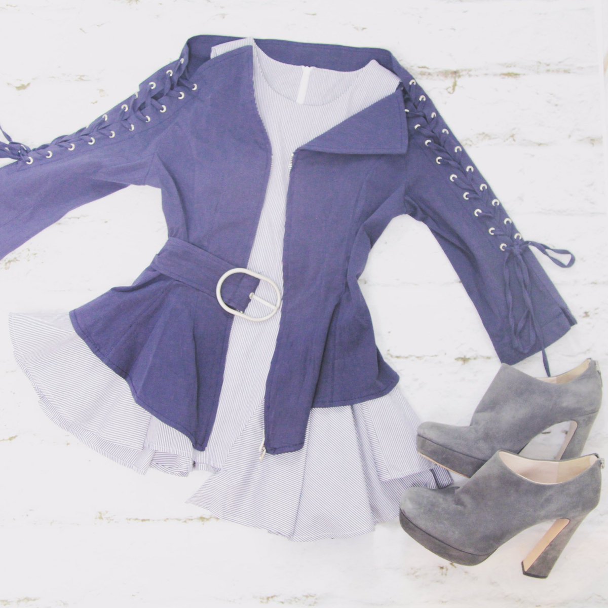 SoodeeBoston's tweet photo. Edgy weekend outfit! 👌🏽💁🔥
#labordayweekend #edgy https://t.co/ciezm6oS9y