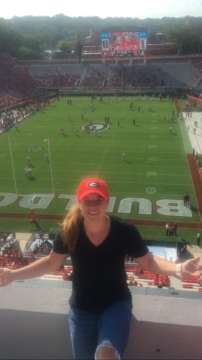 WEgetPSYCHED's tweet photo. When 90,000 participants show up for your study on the interaction between humans and sports #NaturalisticObservation #LGHSPsychTweets https://t.co/EGDPdjSEtN