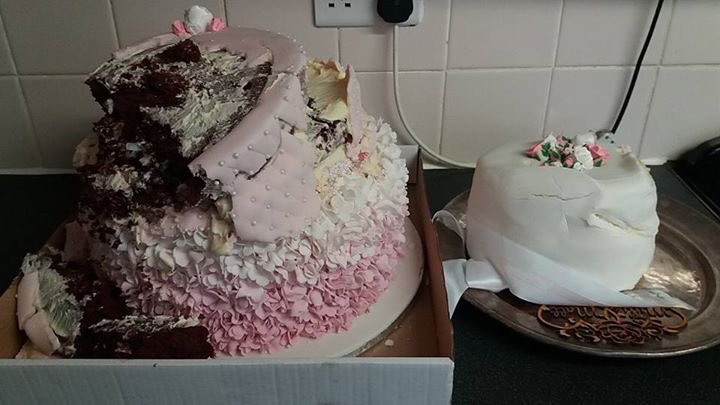 gailcheese's tweet photo. @DevonLife #localcakemaker saves the day #pattyspieceofcake saves wedding cake of people she hasent met at the berryheadhotel. Superstar https://t.co/gUdkxBsGF6