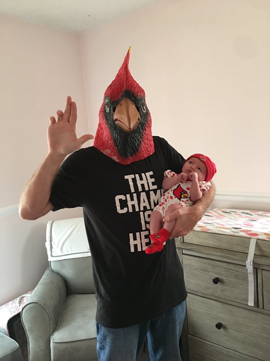502_gocards's tweet photo. It's Game Day!!! #L1C4 #gocards #gocardsbeatpurdue #ccmb https://t.co/2WN7xEg0hW