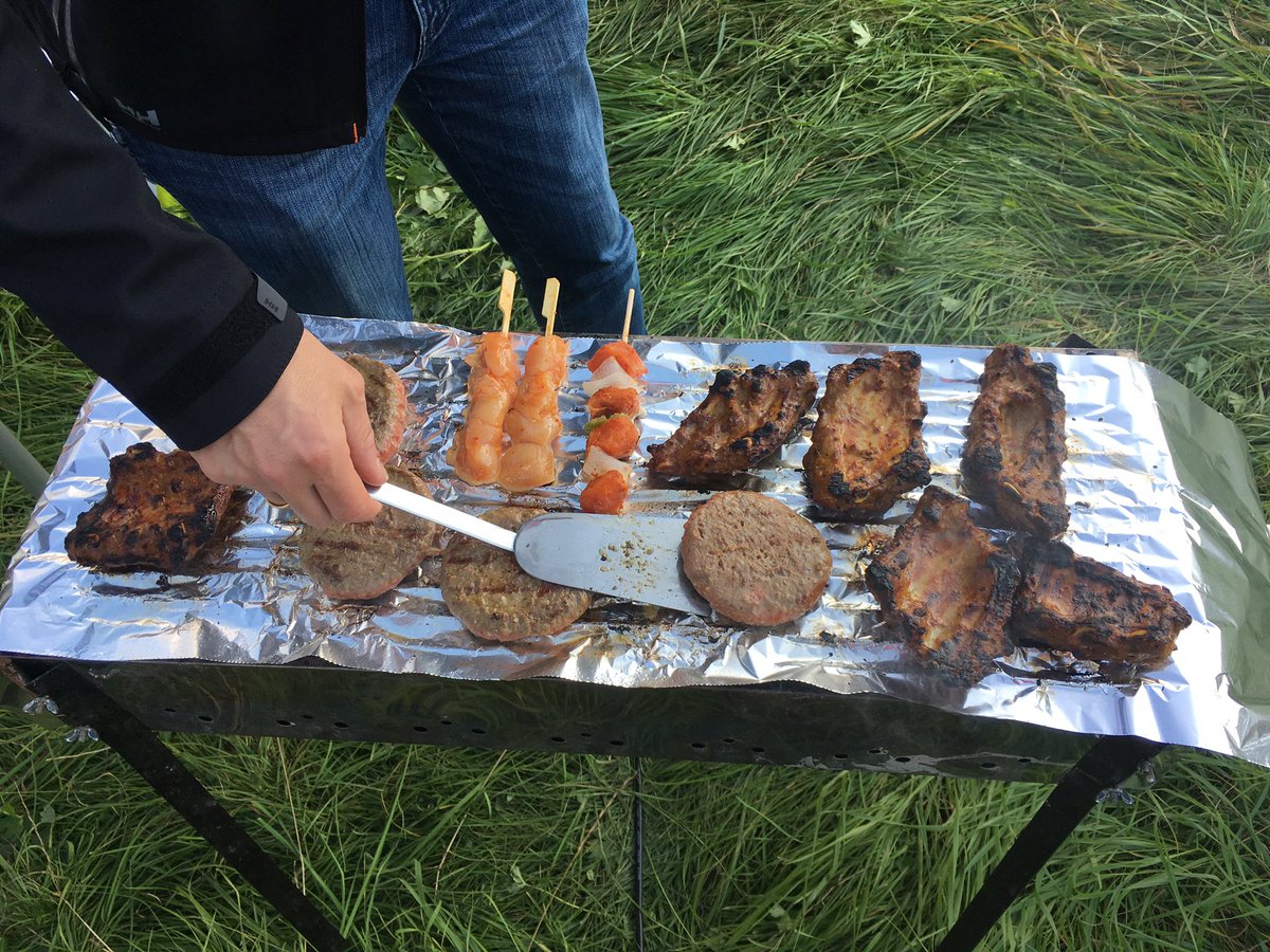 PI4DEC's tweet photo. BBQ during the #FieldDay at #PI40DEC https://t.co/8EicWHDnjP