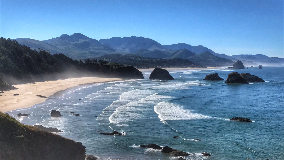 J_Balsiger's tweet photo. Einfach so und für alle #sommervermisser - live vom Ecola State Park #oregon https://t.co/pBQZOBFlfs