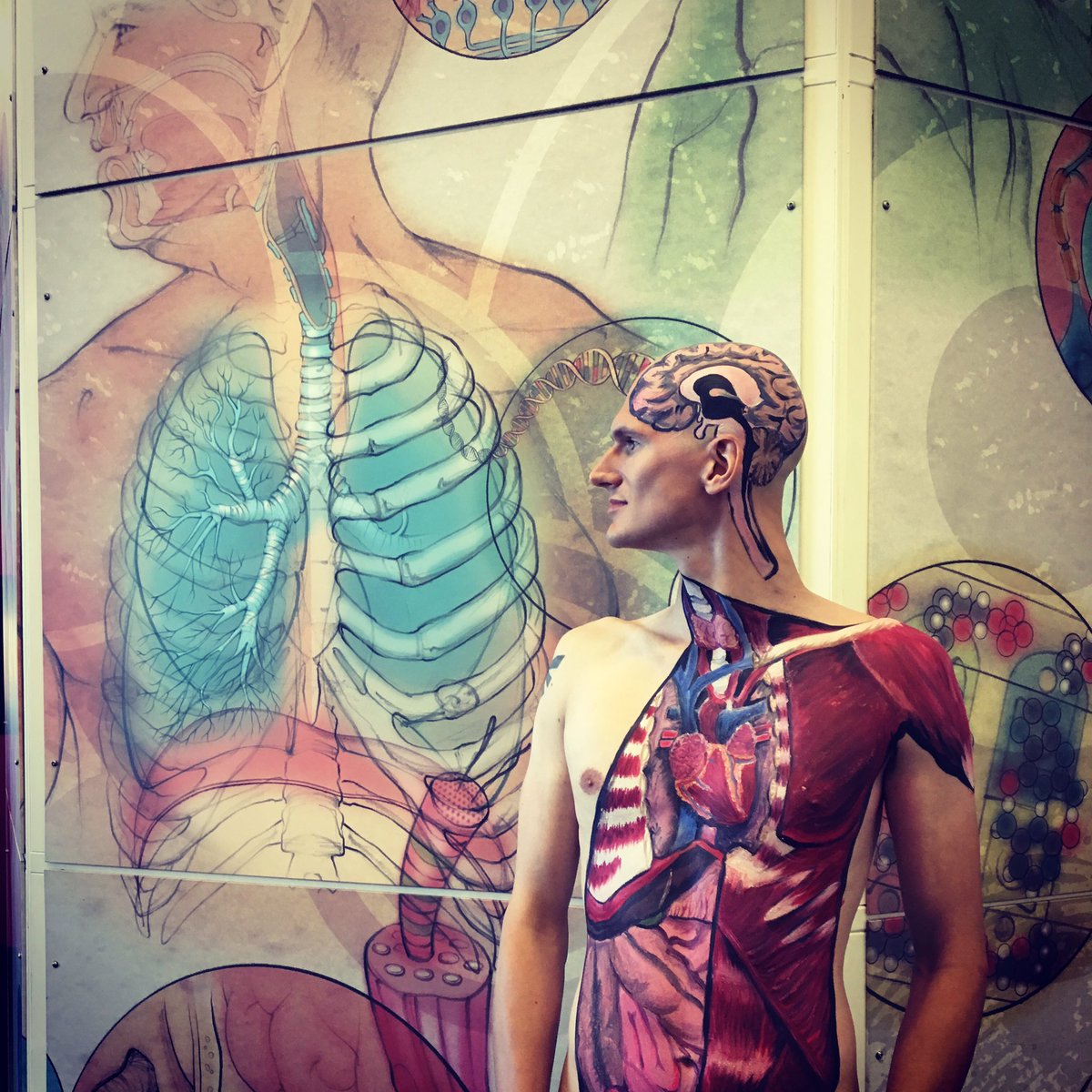 artandanatomy's tweet photo. An awesome day at @AtBristol doing some #art and #anatomy https://t.co/IH7U7dCLfz