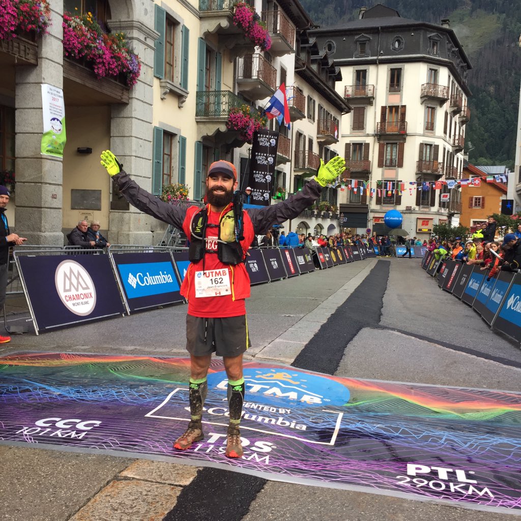 distancesplus's tweet photo. #UTMB À l'instant, l'exploit du Québécois Jean-François Cauchon qui termine 31e après 24h18... Il arrive avant Nuria Picas la 1ère femme https://t.co/03Q2ncFqgs