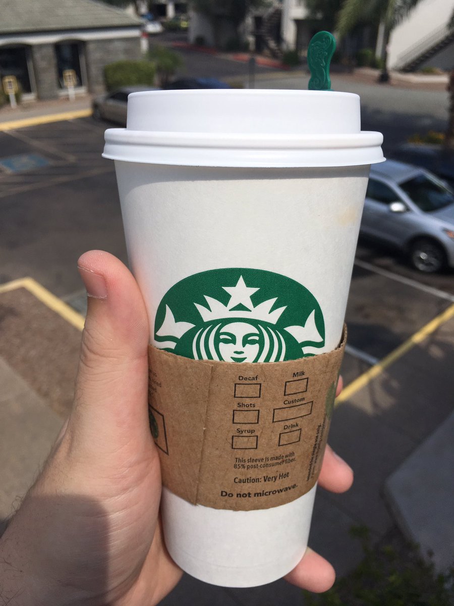Trydotes's tweet photo. Did you get urs? #pumpkinspicelatte #PumpkinSpice 😁😁😁😁 https://t.co/WsVa6hhGix