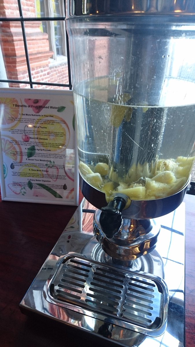 Emily_DRI's tweet photo. Lovely pineapple water today at Broome park @diamondresorts  #healthy #DRITechsavy #pineapple https://t.co/VVnx14gnQa