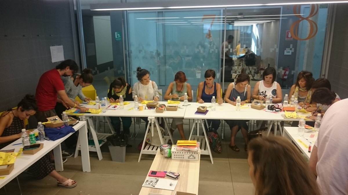 Alvaro_MDR's tweet photo. Hilo de montaje
#ATsummerlab 
@pinvisibles @somoselpuente https://t.co/nkxPCjtLy0