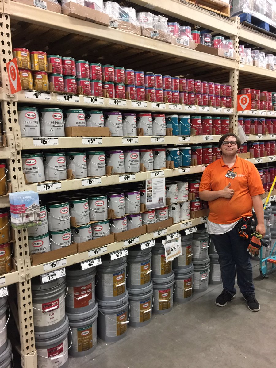 Devinwalker_HD's tweet photo. Leb showing paint some love today! #BESTNWEST #LaborDaySale #ferocious4416 @M_Olmo15 @CComerfordHD https://t.co/QBDT0yxdE4