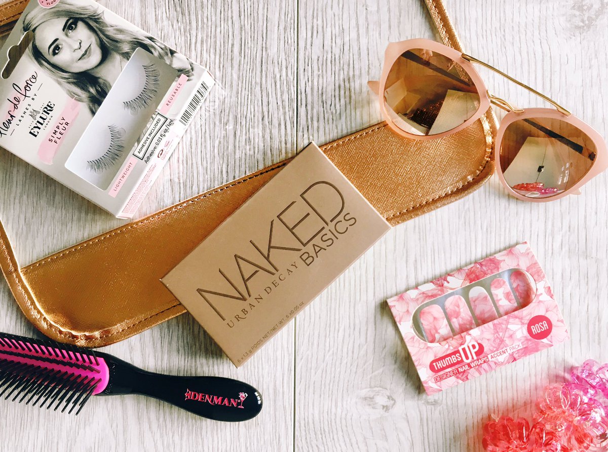 emmaharrisonfit's tweet photo. #WIN

To celebrate hitting 2.3k I'm giving away this Urban Decay Naked Basics palette!!!

Just RT &amp; FOLLOW to enter #giveaway - ends 16/9!!! https://t.co/pSfLtXpQj8