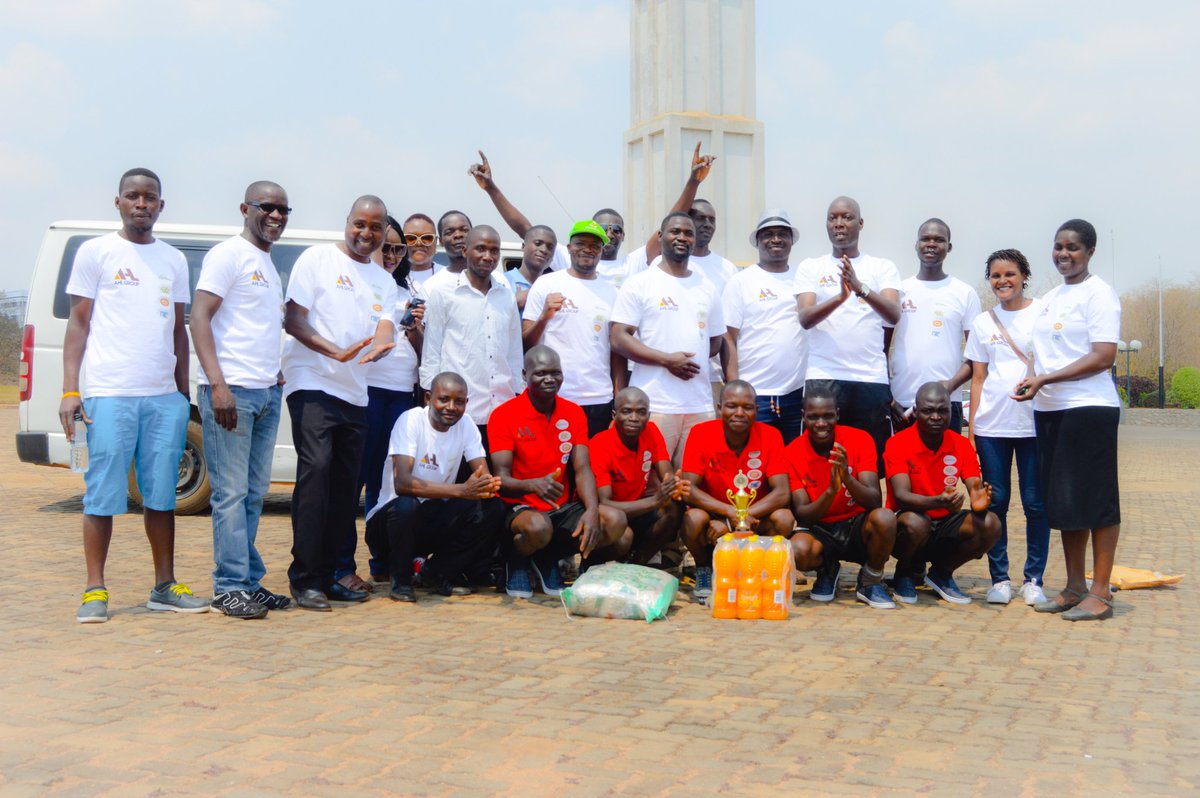 AHCX_MW's tweet photo. @AHLGroup @malawitobacco @atc_updates
#AHLGroup #ThirdWinner #WinningTeam
#RotaryBedRace #Health #Fundraising https://t.co/sgNkzHkxbX