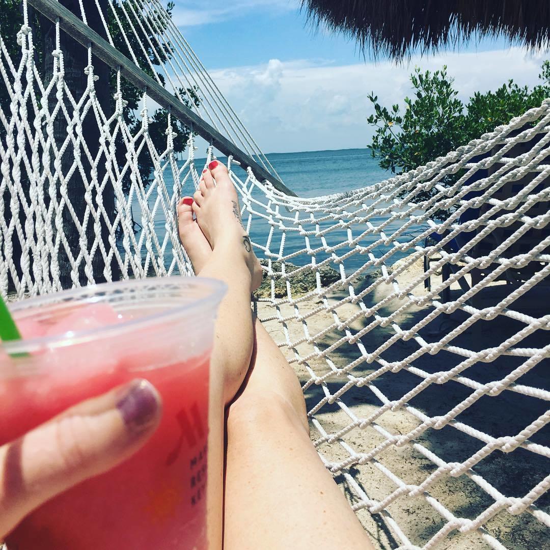 MarriottKL's tweet photo. We're going to take a moment to just enjoy the sunshine and this refreshing cocktail. #KeyLargoMarriott 

📷: cbrealey1 https://t.co/hNPOl8fVW1
