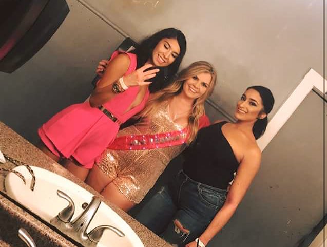 claudiariela_'s tweet photo. HBD boo @chelsiee_13 💕 https://t.co/qAk2jOdfbt