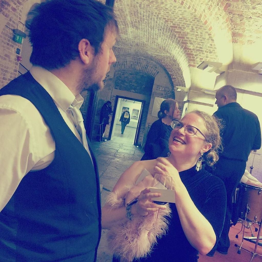 thesilverghosts's tweet photo. #SneakySnapurday
Lucy and Joe chatting while Curtis and the others pack up at St. Martin-in-the-Fields Crypt Cafe.
.
#interoir #interiordes… https://t.co/X0qyIw1PaU
