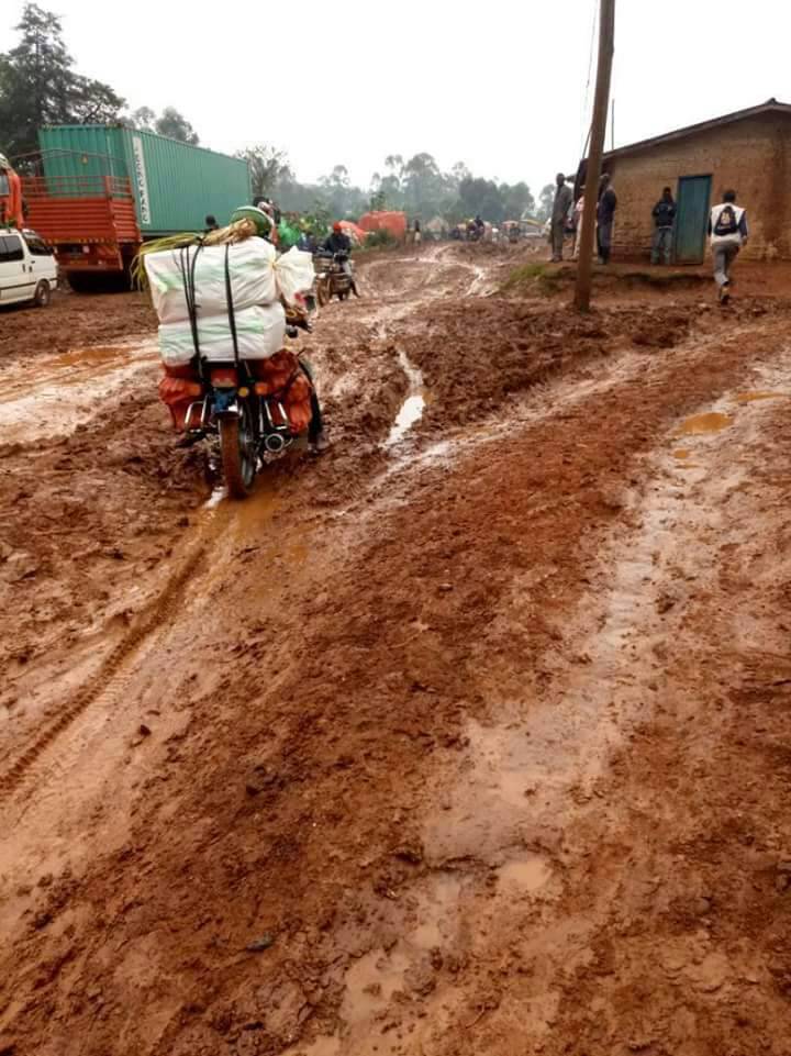 AMKARDCongo's tweet photo. La route Béni-Butembo parmi deux villes qui ont donner le pouvoir a JKabilam oublié dans sa gestion du pays. https://t.co/nVhJQHzZ7P