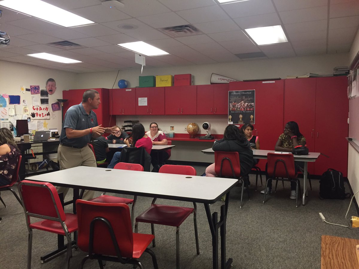 The first week of school couldn't have been better! Great teachers, great students, and great atmosphere!