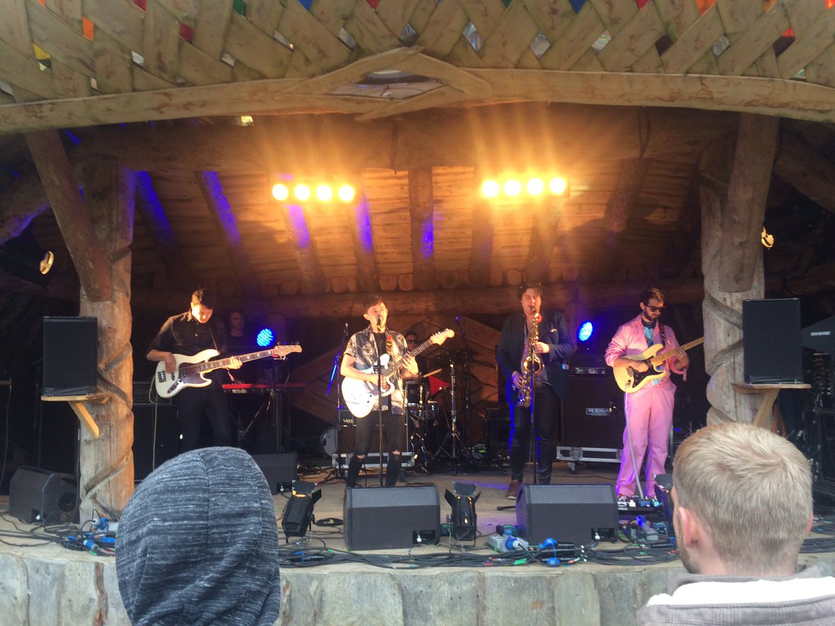 BodyandSoulIrl's tweet photo. Catch @TADGHOfficial on the Earthship Stage right now! #BodySoulEP #IrishFestivals #FestivalLife #IrishMusic https://t.co/mxO8RB1NuL