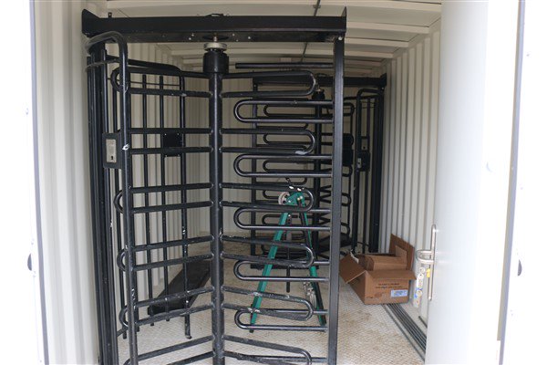 containercabins's tweet photo. #bespoketurnstile #newbuiltturnstile #turnstilecontainers #turnstilesforconstruction https://t.co/GJnQGvoIH5