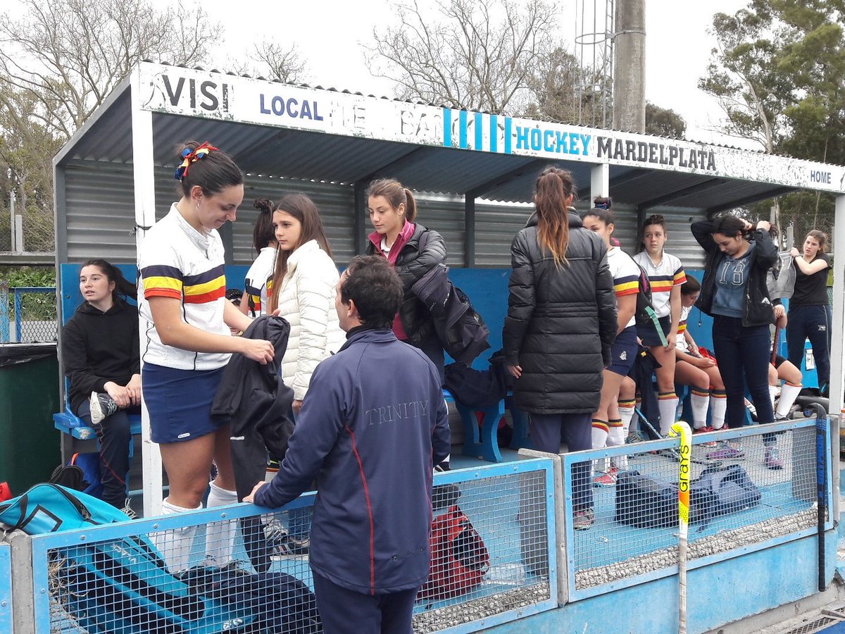 landidiego's tweet photo. #challenger2017 #final
Trinity arriba 2 a 1 en la serie.
Por arrancar la Inter https://t.co/rn3BjwjeT0