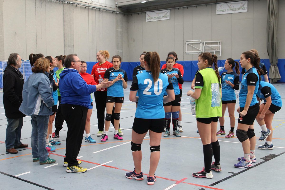 🤾🏻‍♀️ El #DHPlataFem ha jugado su primer amistoso de la pretemporada contra <a href="/balonmanosanse/">Balonmano Sanse</a>. 24-27 a nuestro favor. ¡Seguimos trabajando! 💪💪