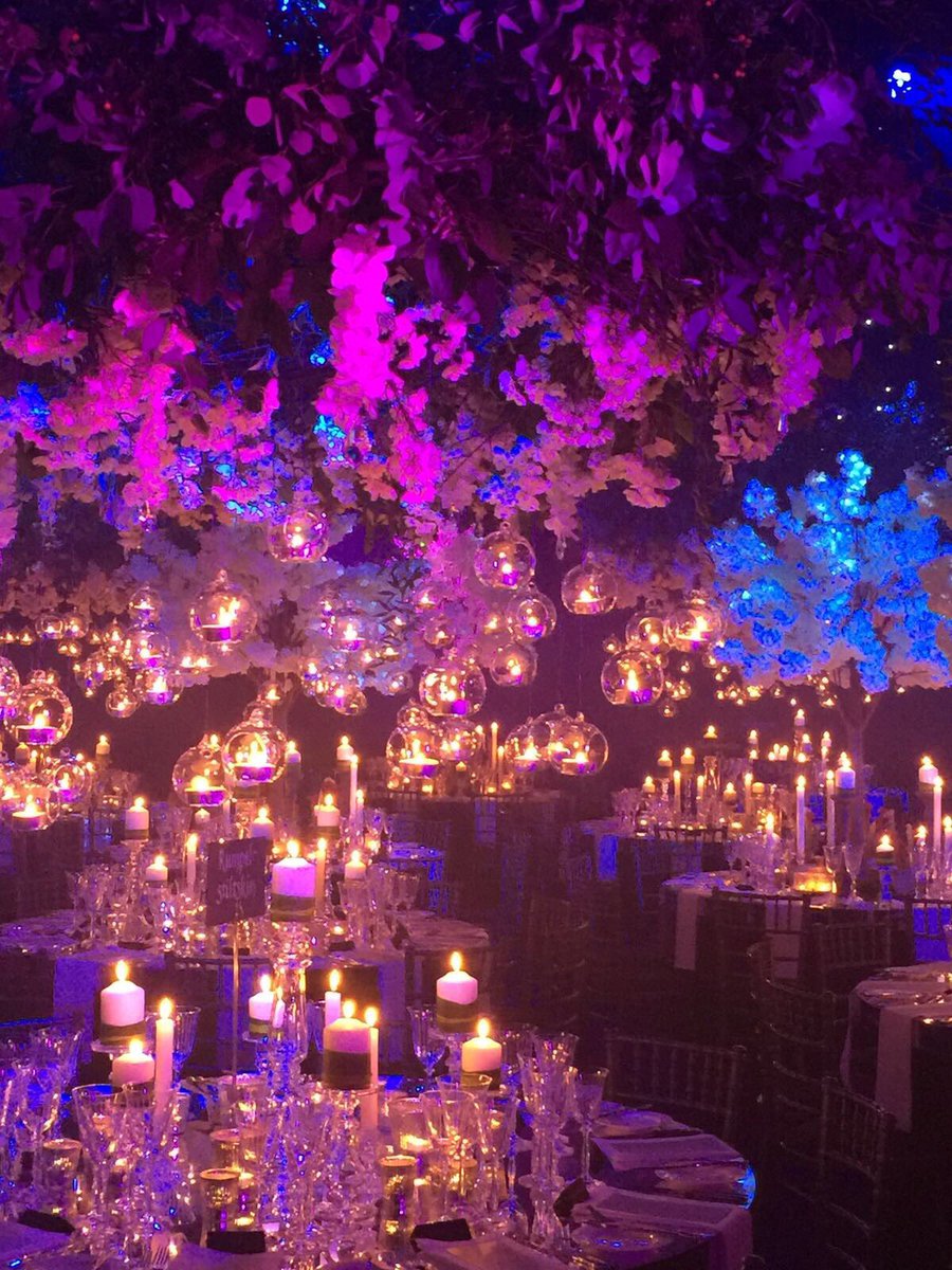 Fogarty7169's tweet photo. @HenryBonas #events #Cotswolds #partytime @jambo927 https://t.co/p2z1cag5Zp