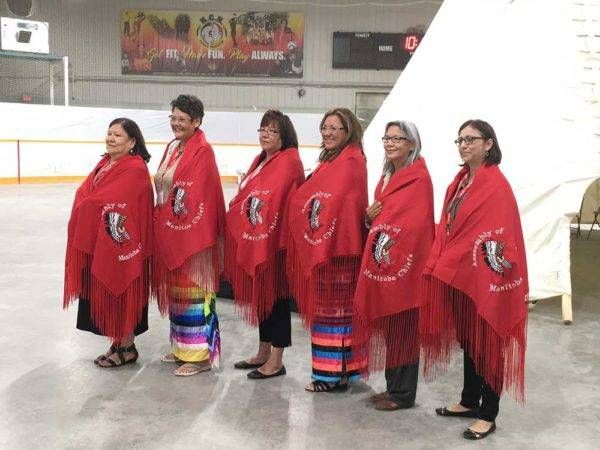 powwows's tweet photo. Manitoba Female Chiefs Honored at Assembly - https://t.co/tlKl3URfpH #nativeleaders #womenleaders #nativechiefs https://t.co/mhMUBvxIcu