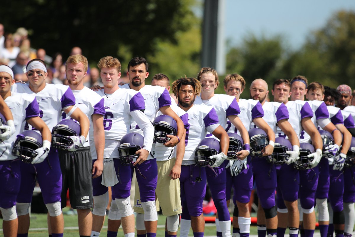 LorasCollegeFB's tweet photo. LET'S PLAY FOOTBALL! // #GoDuhawks #d3football https://t.co/HjyHV3NnAH