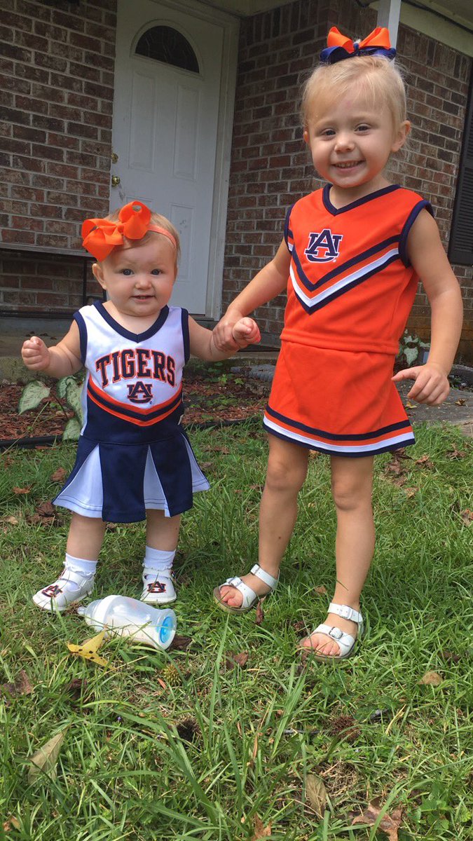 Angieblack23's tweet photo. Added one more Auburn girl for this years season #raisethemright @AUFAMILY https://t.co/MaR98IxQLC