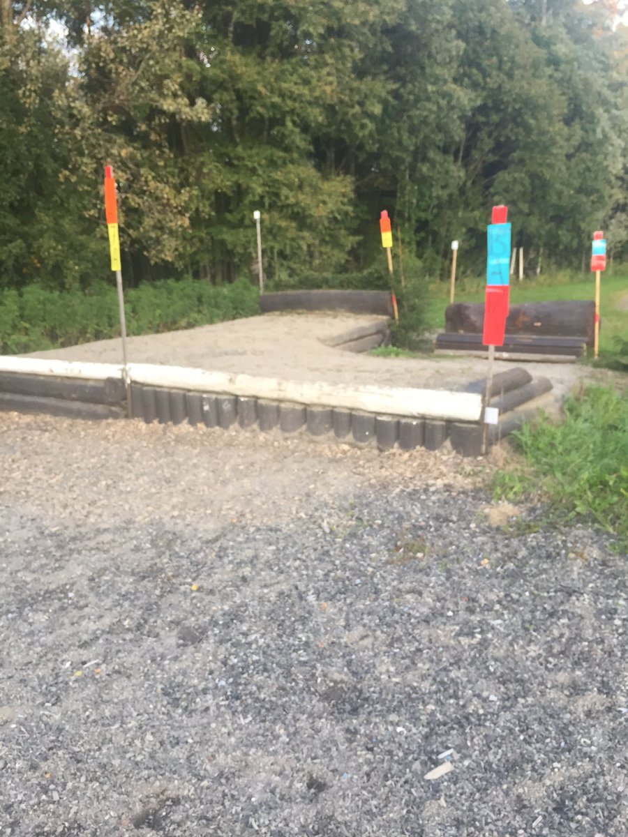 eventingdevil's tweet image. #two hearts Last preperation done before tomorows national event in Norway. #eventing