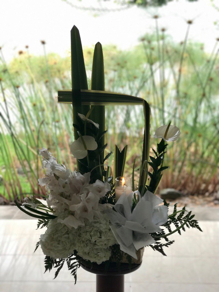 Thanks you <a href="/fmisangre/">Fundación Mi Sangre</a> for the beautiful tribute to <a href="/USIP/">U.S. Institute of Peace</a>'s Ginny Bouvier. She is with us as we train #Colombia #youth