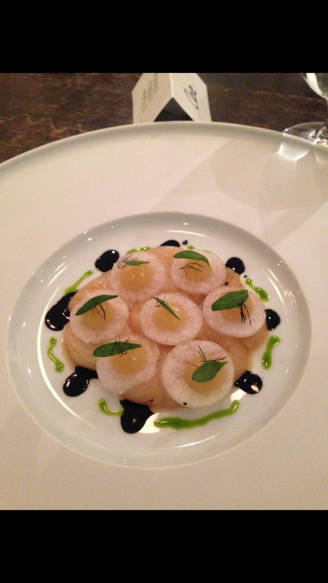 FoodPartnersJCA's tweet photo. Stunning meal and service last night @PollenStSocial #privatedining #livesuptothehype https://t.co/gSNwMG4fqN