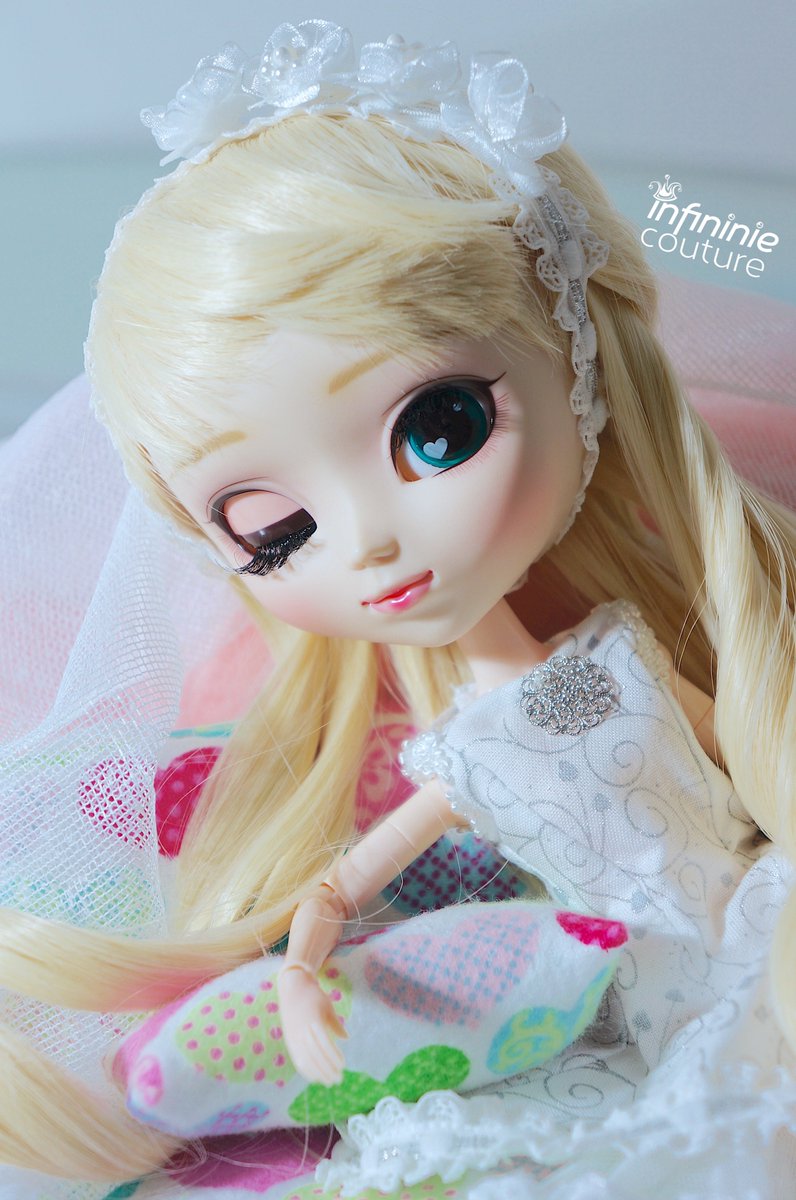 InfininieCoutur's tweet photo. Pullip HaHa is my Modonna/Aphrodite 😍
#pullip #doll #dollphotography #Pulliphaha #Italy #Italian #travel #dollcollector #toy #toycommunity https://t.co/WoNSFYVveC