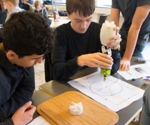 madsremvig's tweet image. Fable fra Shape Robotics 4code.dk/robotter/fable…