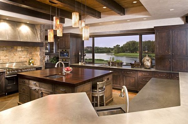 Saturday night kitchen goals! Tag a friend who you'd want to cook for you in this kitchen!
