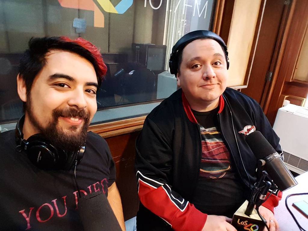 KrisEnigma's tweet photo. Ahora en vivo en #FestigameElPrograma junto a @mrklaudio πβοΈ #fb https://t.co/pFbAQ9GWgP https://t.co/Ac3imXaOzO