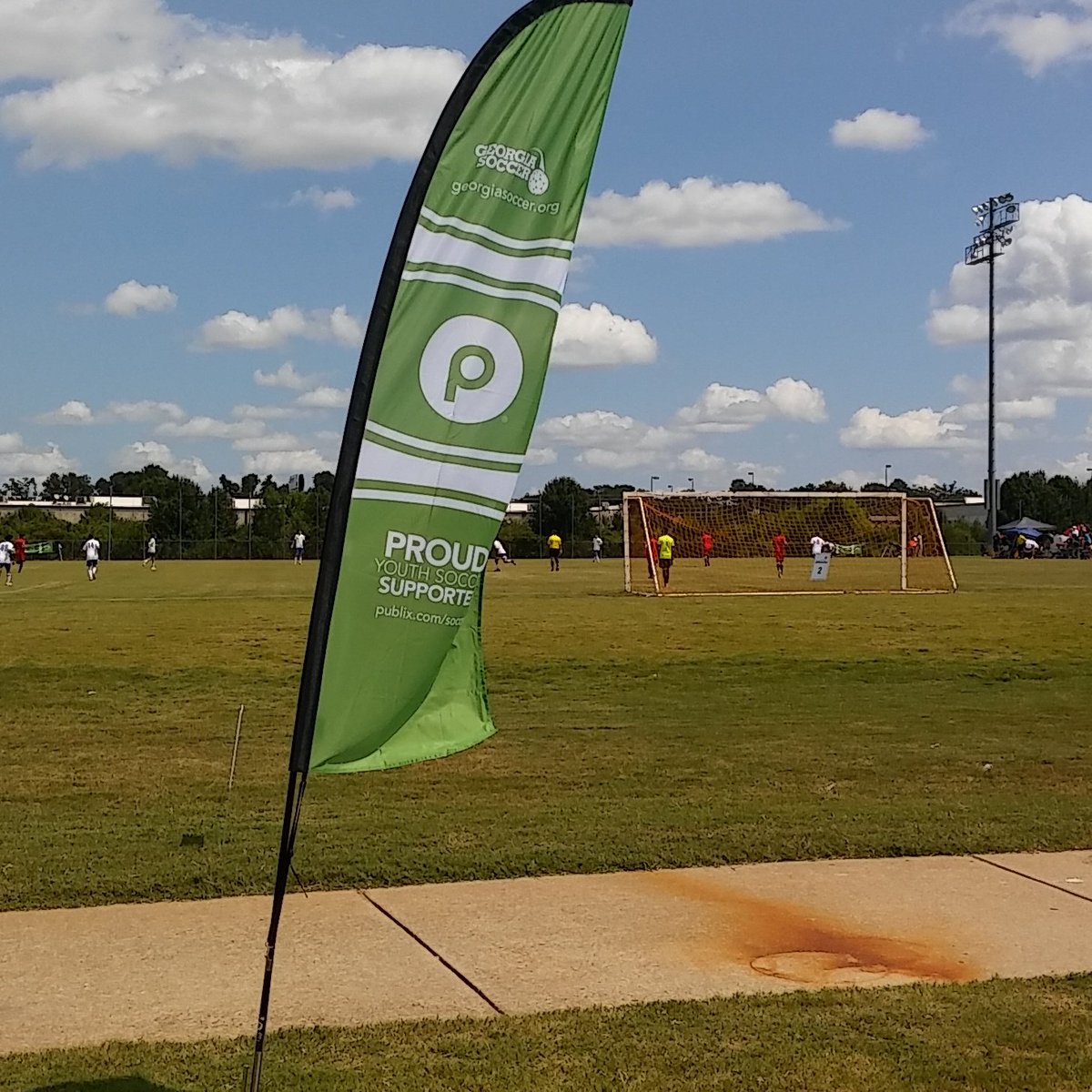 SoccerDownHere's tweet photo. Live on https://t.co/5PnYjPqQ4M at 2:30, live from the @PublixATLCup with @GeorgiaSoccer https://t.co/NEMOgDwD2R