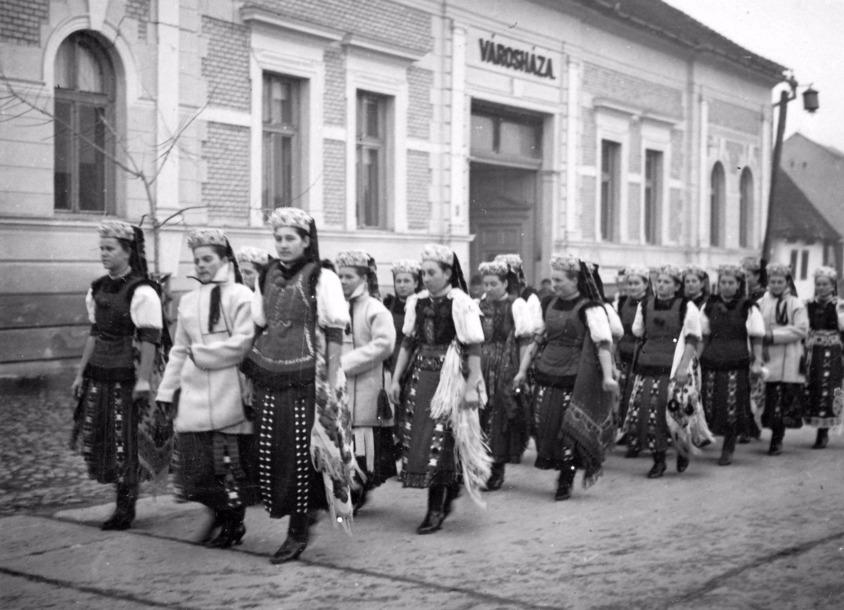 RegiKepek's tweet photo. Bánffyhunyad, #Transylvania | Huedin, now in #Romania after annexation at #Trianon. Briefly reunited with Hungary at 2nd Vienna Award https://t.co/pAbbewgFTk